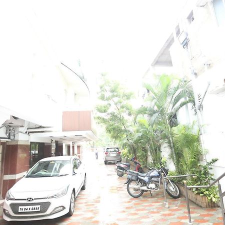 Hotel Ashok Residency Csennai Kültér fotó