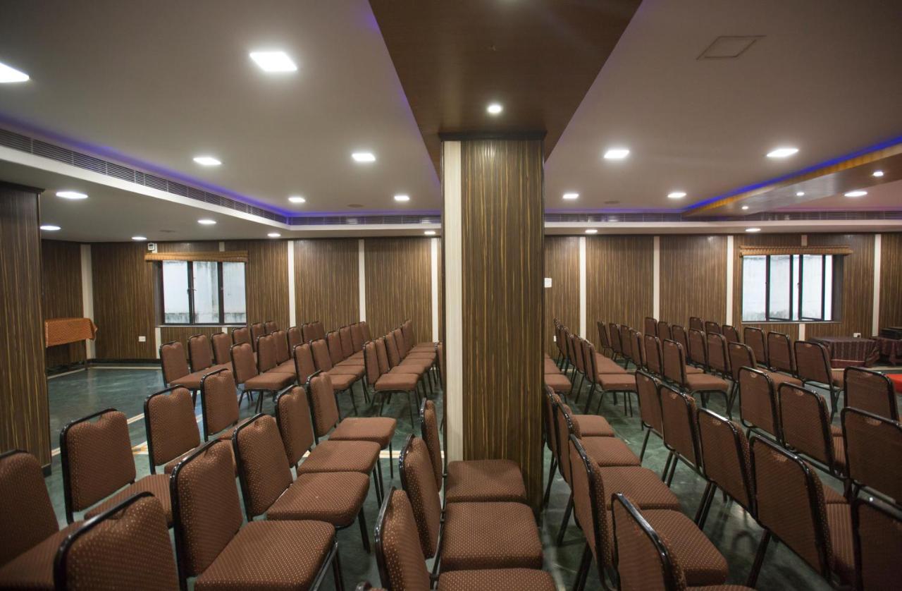 Hotel Ashok Residency Csennai Kültér fotó