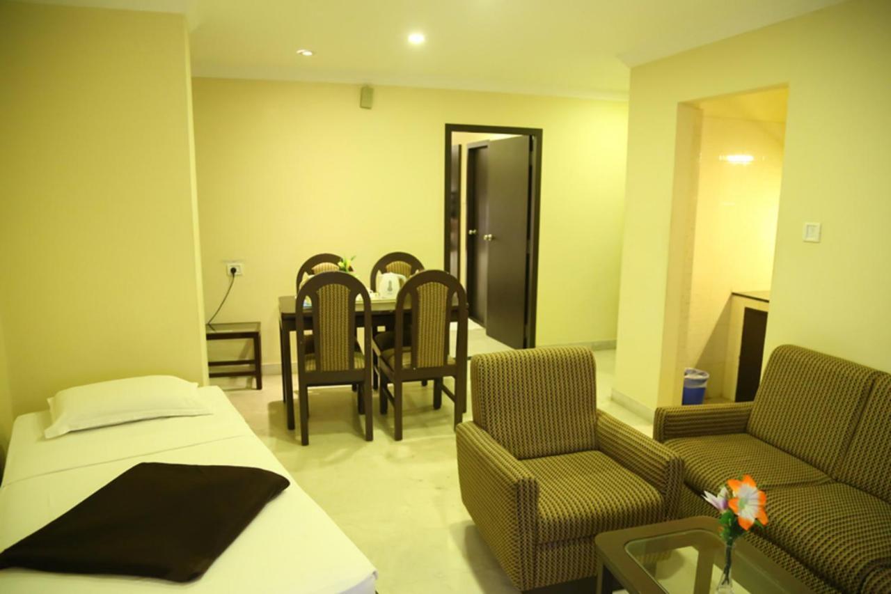 Hotel Ashok Residency Csennai Kültér fotó