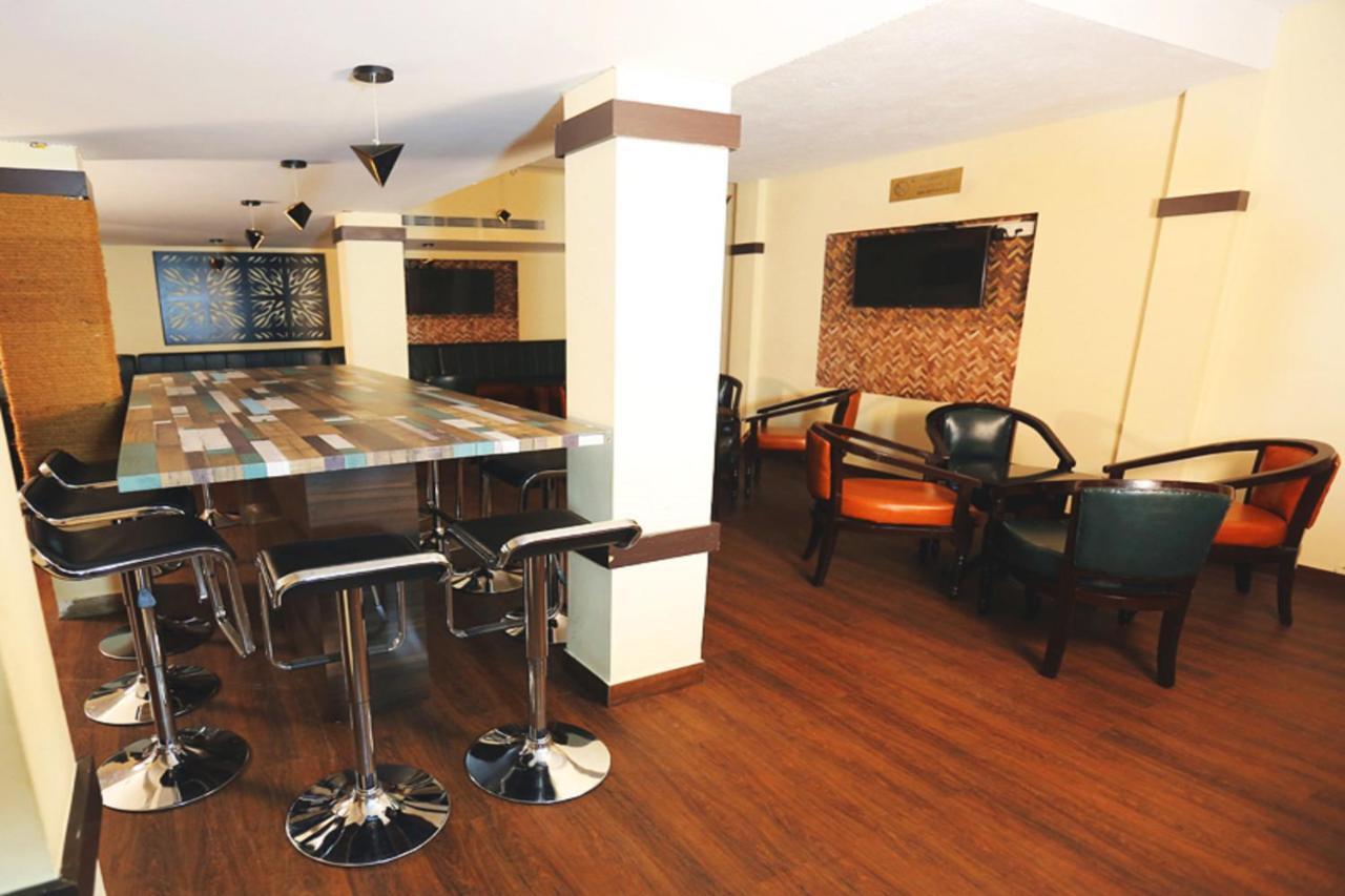 Hotel Ashok Residency Csennai Kültér fotó
