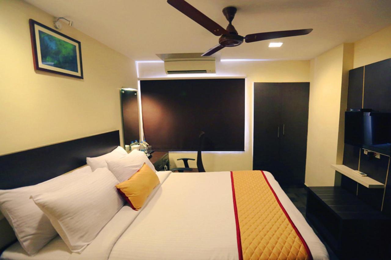 Hotel Ashok Residency Csennai Kültér fotó