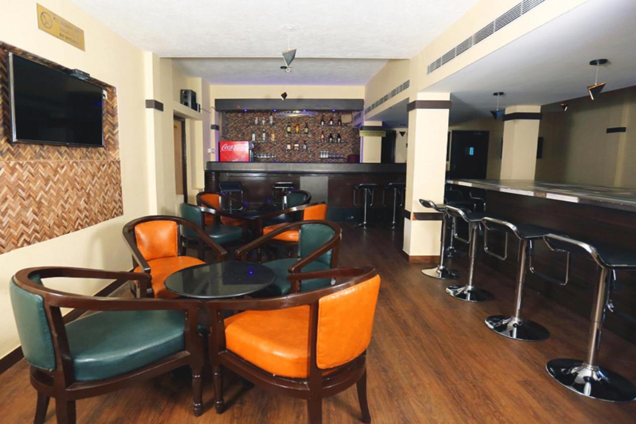 Hotel Ashok Residency Csennai Kültér fotó